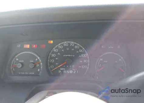 1999 Ford Crown Victoria Lx z USA, uszkodzony, nr VIN 2FAFP74W6XX228356